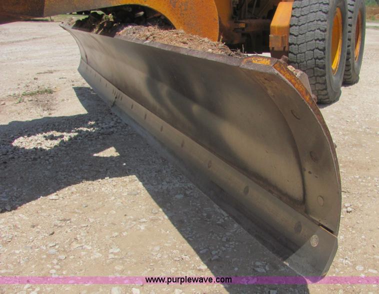 image for item A3594 John Deere 770BH motor grader