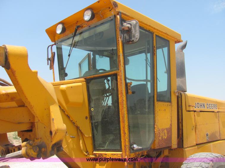 image for item A3594 John Deere 770BH motor grader