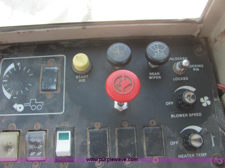 image for item A3594 John Deere 770BH motor grader