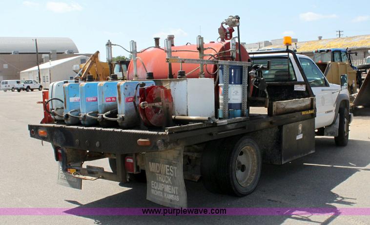 image for item A3648 1998 Chevrolet Cheyenne C3500HD service truck