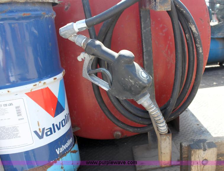 image for item A3648 1998 Chevrolet Cheyenne C3500HD service truck