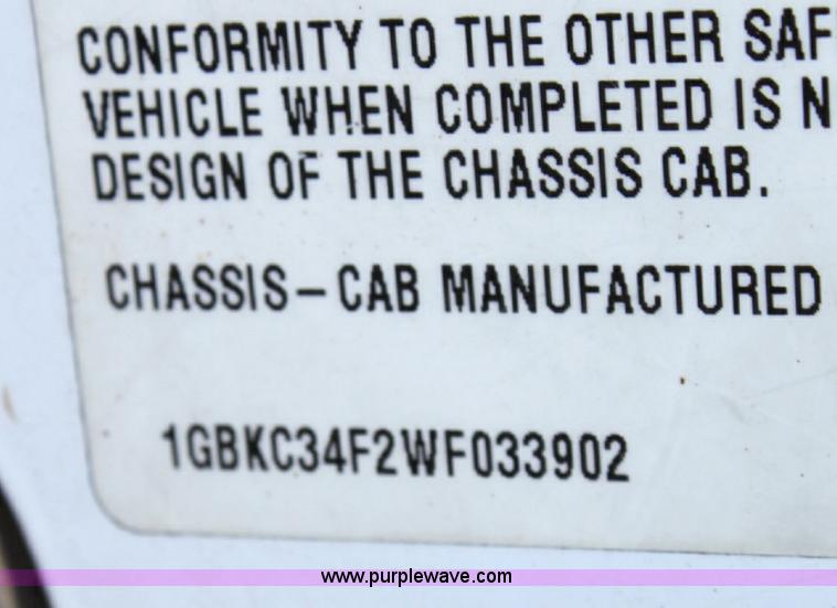 image for item A3648 1998 Chevrolet Cheyenne C3500HD service truck