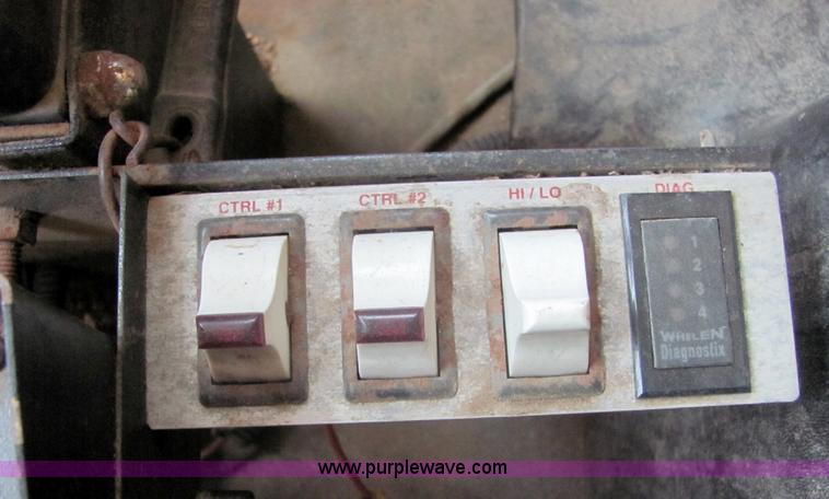 image for item A3649 1999 International 4900 plow truck