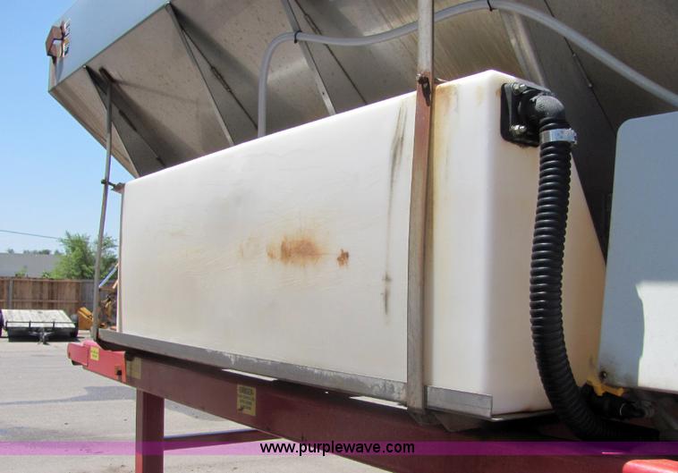 image for item A3649 1999 International 4900 plow truck