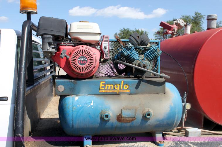 image for item A3650 1998 Chevrolet Cheyenne C3500HD service truck