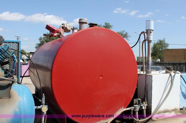 image for item A3650 1998 Chevrolet Cheyenne C3500HD service truck