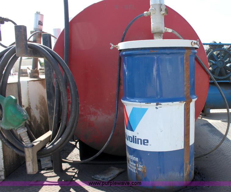 image for item A3650 1998 Chevrolet Cheyenne C3500HD service truck