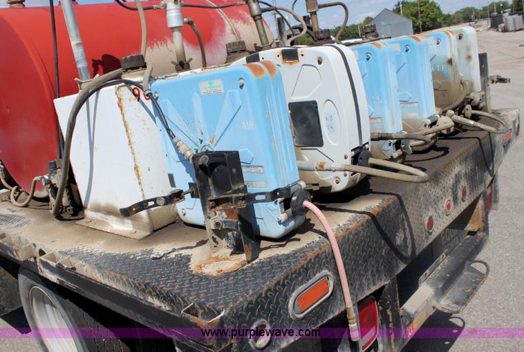 image for item A3650 1998 Chevrolet Cheyenne C3500HD service truck