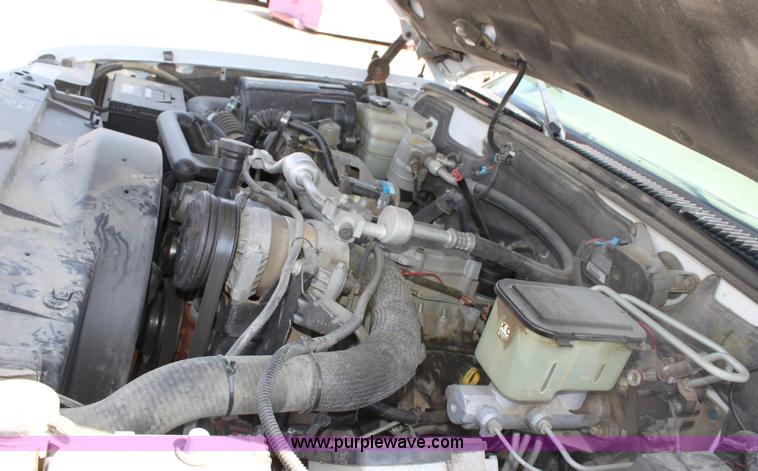 image for item A3650 1998 Chevrolet Cheyenne C3500HD service truck