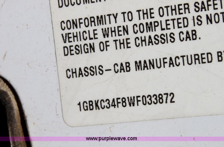 image for item A3650 1998 Chevrolet Cheyenne C3500HD service truck