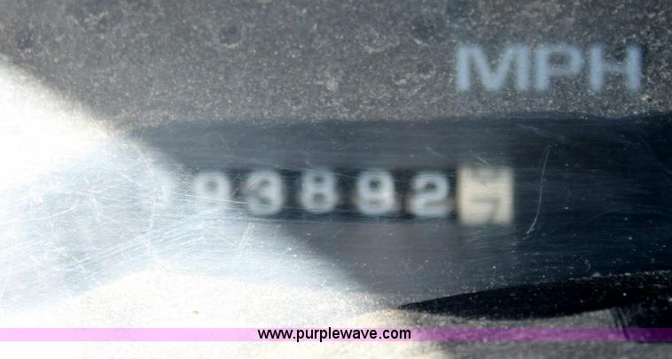 image for item A3651 1998 Chevrolet Cheyenne C3500HD service truck