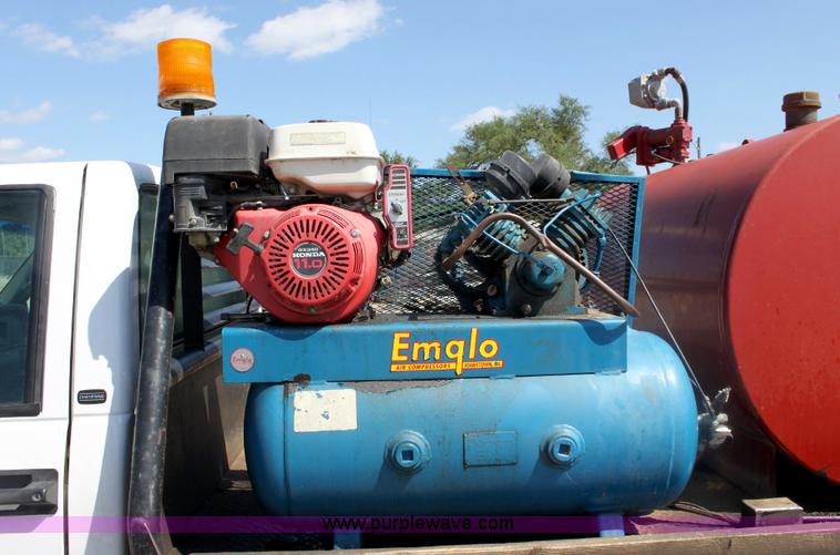 image for item A3651 1998 Chevrolet Cheyenne C3500HD service truck