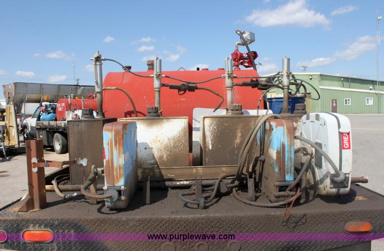 image for item A3651 1998 Chevrolet Cheyenne C3500HD service truck