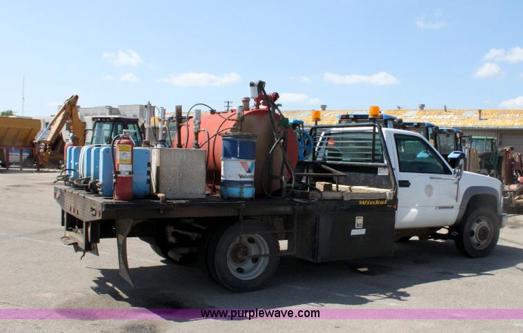 image for item A3652 1998 Chevrolet Cheyenne C3500HD service truck