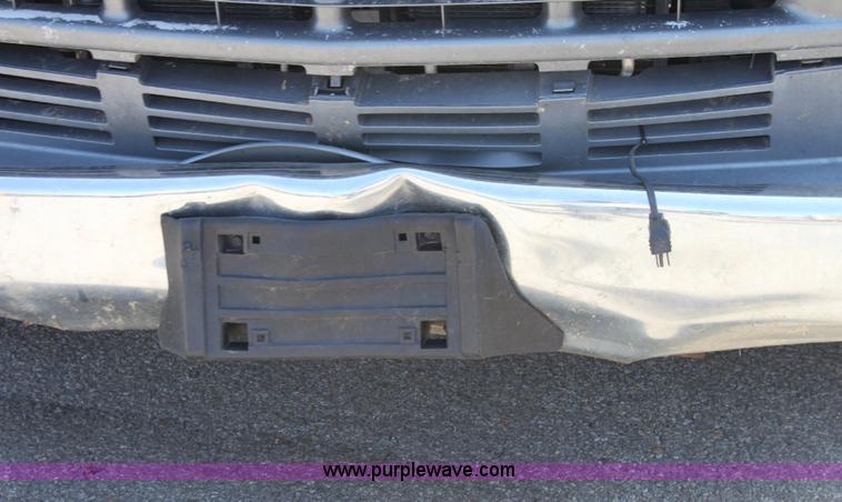 image for item A3652 1998 Chevrolet Cheyenne C3500HD service truck