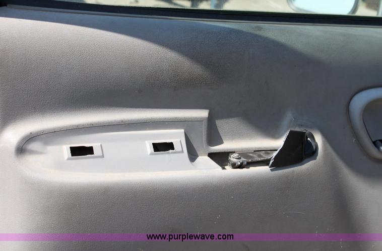 image for item A3652 1998 Chevrolet Cheyenne C3500HD service truck