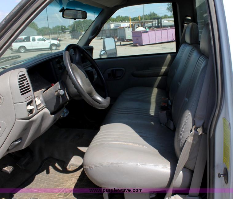 image for item A3652 1998 Chevrolet Cheyenne C3500HD service truck