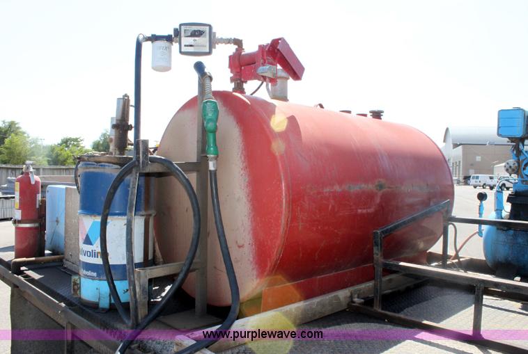 image for item A3652 1998 Chevrolet Cheyenne C3500HD service truck