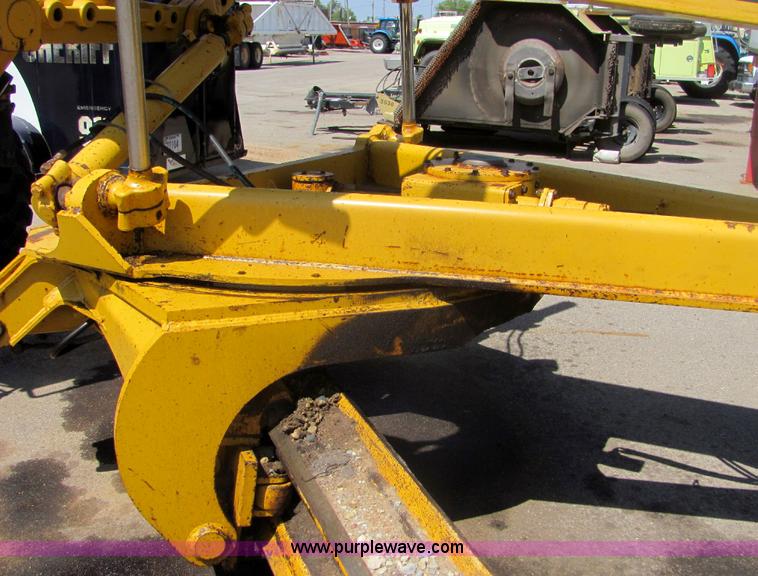 image for item A3660 John Deere 770CH motor grader