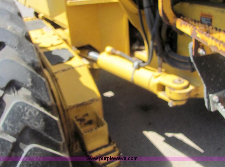 image for item A3660 John Deere 770CH motor grader