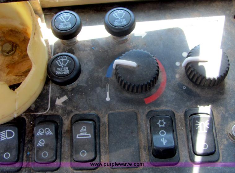 image for item A3660 John Deere 770CH motor grader