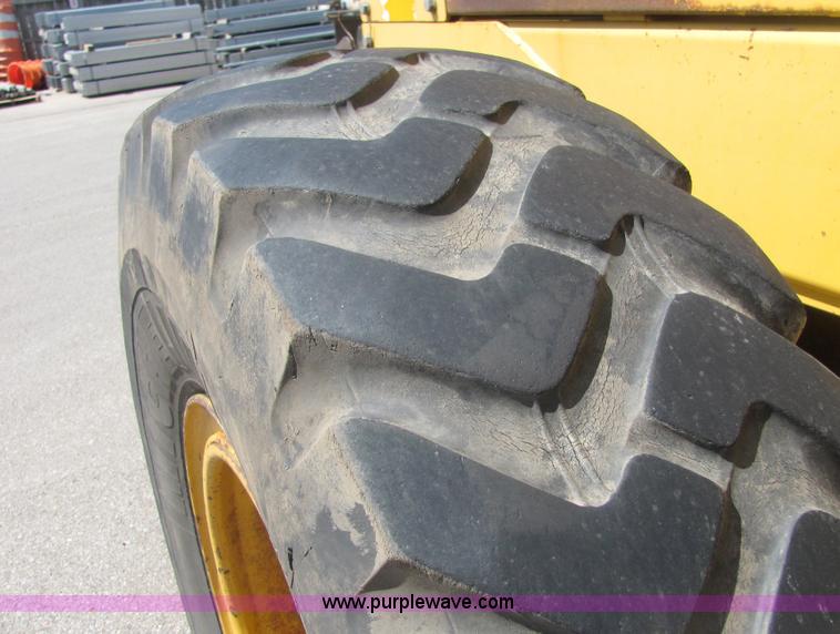 image for item A3660 John Deere 770CH motor grader