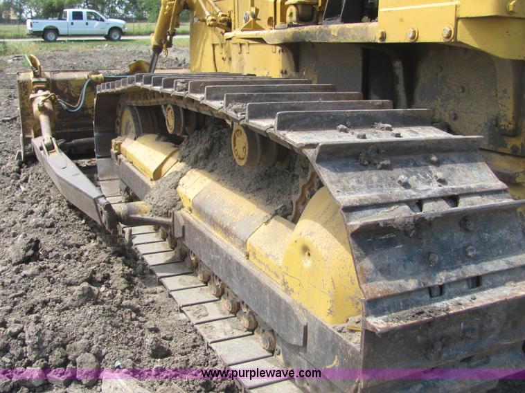 image for item A3664 Komatsu D65PB dozer