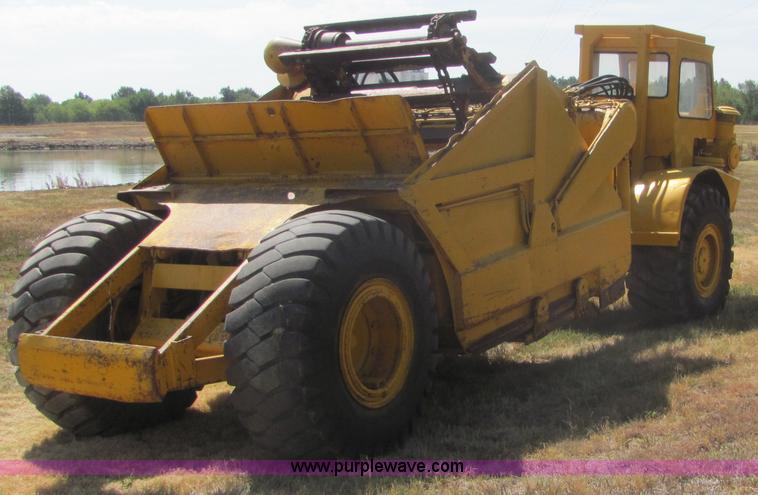 image for item A3666 International 412 scraper