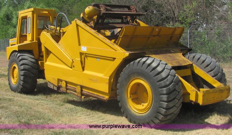 image for item A3666 International 412 scraper