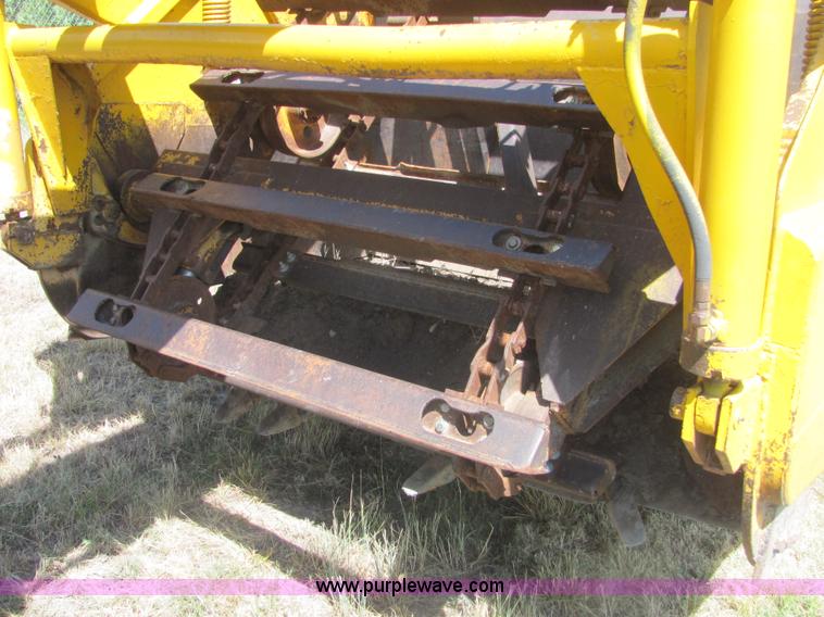 image for item A3666 International 412 scraper