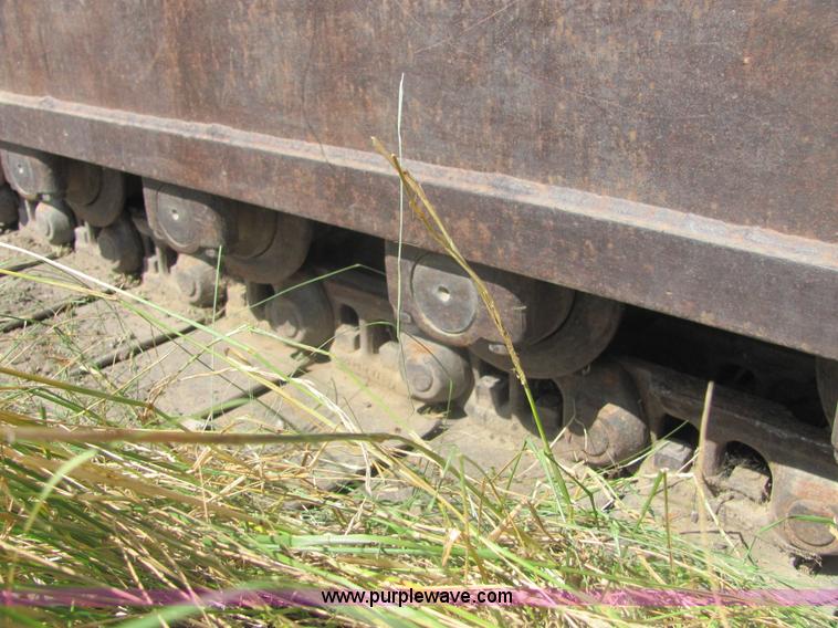 image for item A3667 1989 John Deere 690D-LC excavator