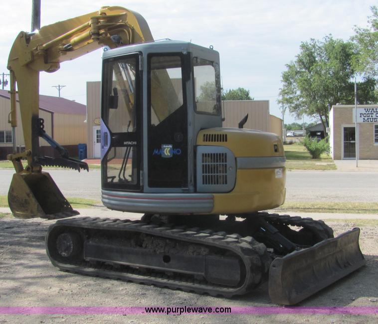 image for item A3669 1995 Hitachi EX75 excavator