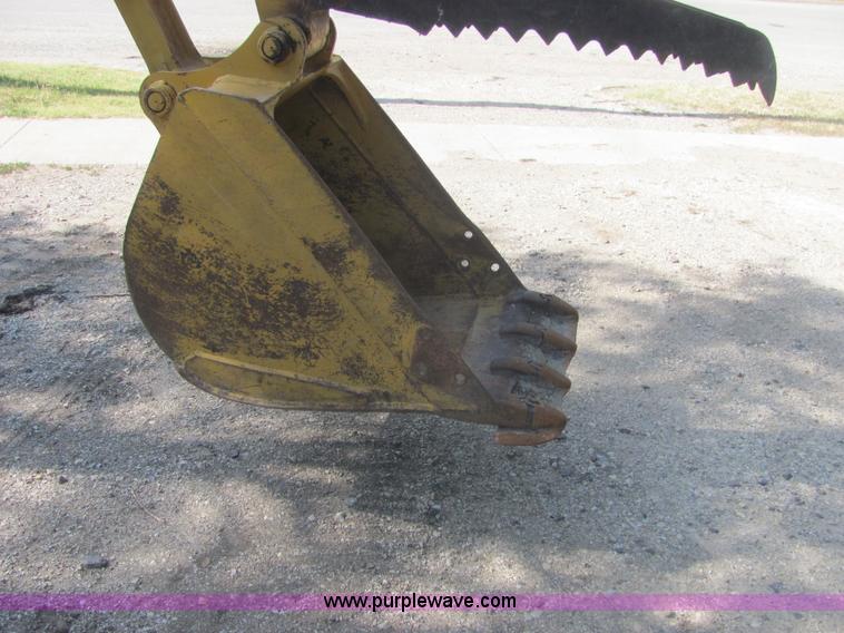 image for item A3669 1995 Hitachi EX75 excavator