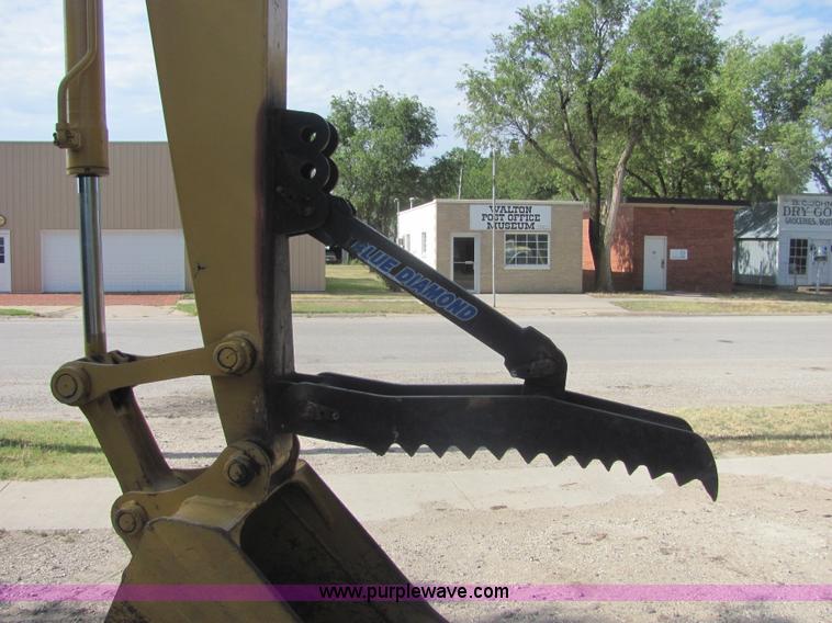 image for item A3669 1995 Hitachi EX75 excavator