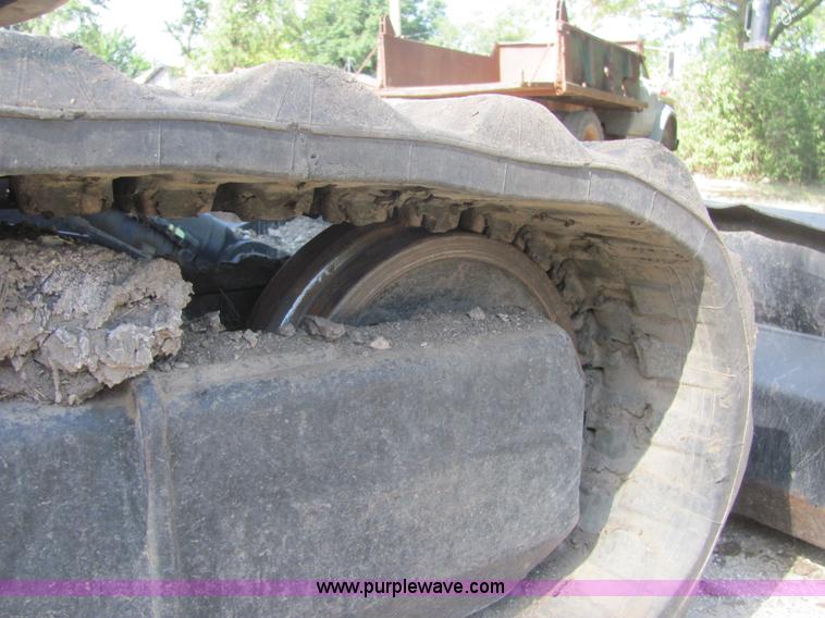 image for item A3669 1995 Hitachi EX75 excavator