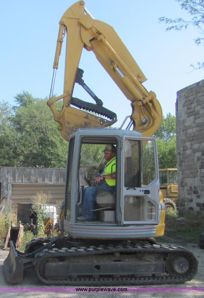 image for item A3669 1995 Hitachi EX75 excavator