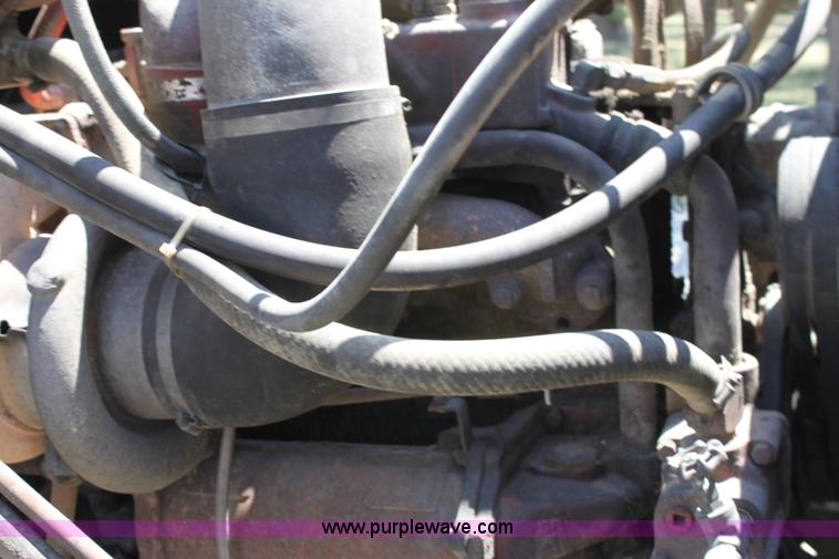 image for item A3682 1981 International F2574 semi truck