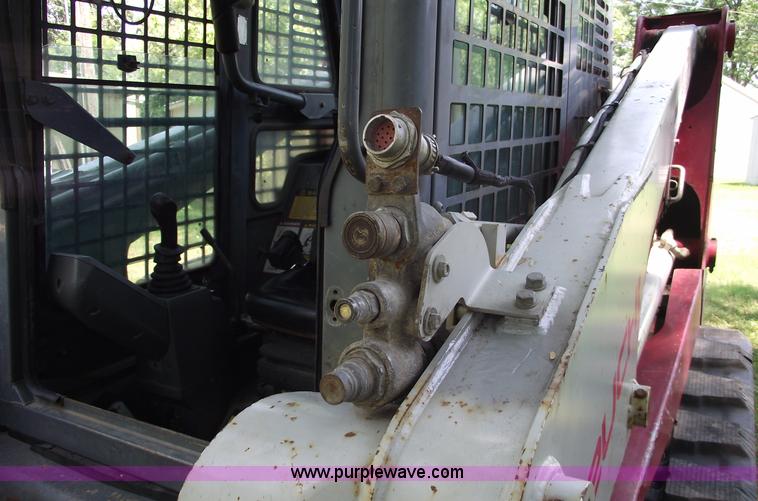 image for item A4137 2007 Takeuchi TL150 skid steer