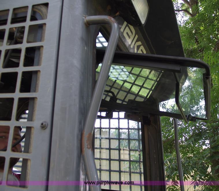 image for item A4137 2007 Takeuchi TL150 skid steer