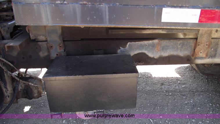 image for item A4139 1974 International F2070A dump truck