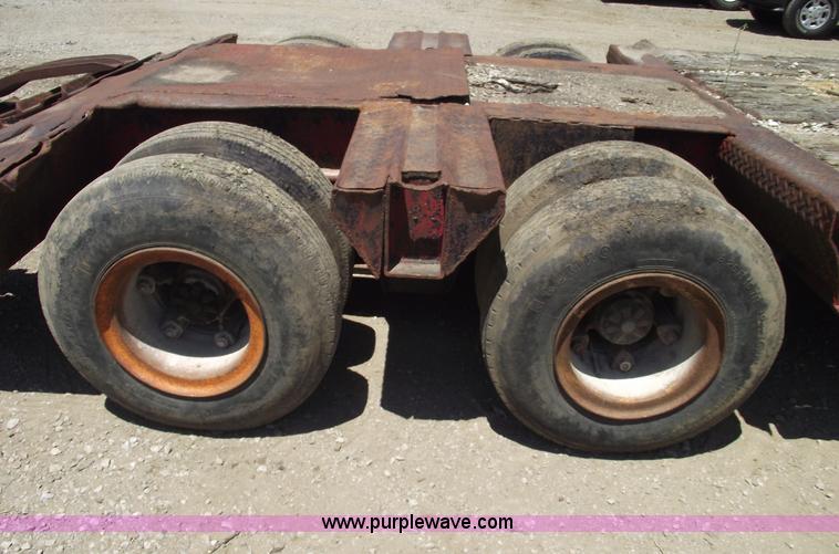 image for item A4144 1972 Fruehauf 25 ton lowboy trailer