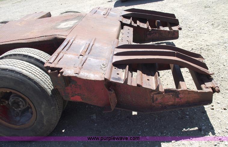 image for item A4144 1972 Fruehauf 25 ton lowboy trailer