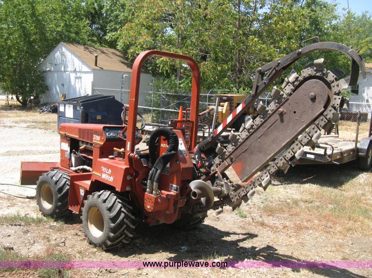 image for item A4282 2004 Ditch Witch 3700 trencher