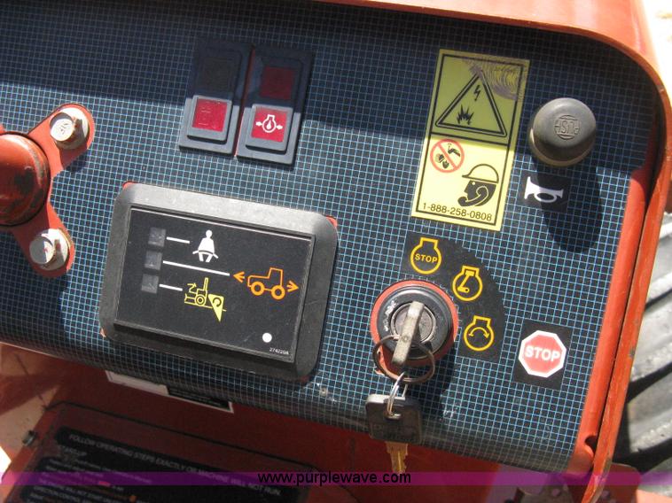 image for item A4282 2004 Ditch Witch 3700 trencher