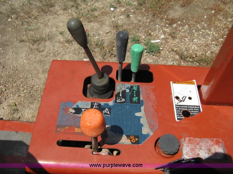 image for item A4282 2004 Ditch Witch 3700 trencher