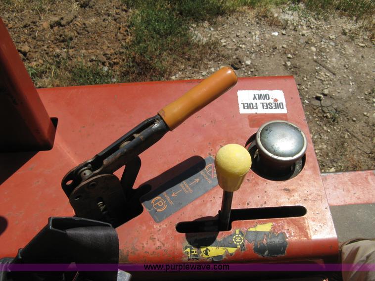 image for item A4282 2004 Ditch Witch 3700 trencher