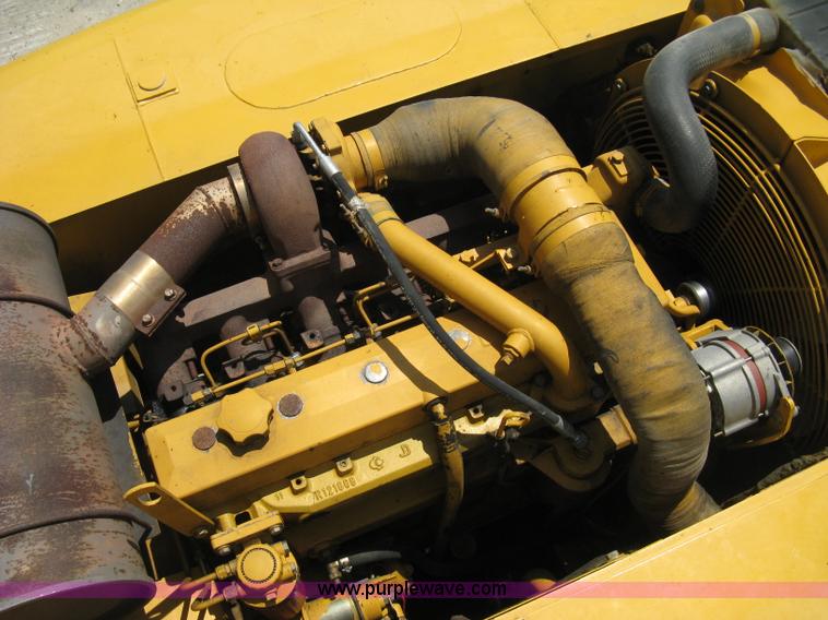 image for item A4284 1996 John Deere 200C LC excavator