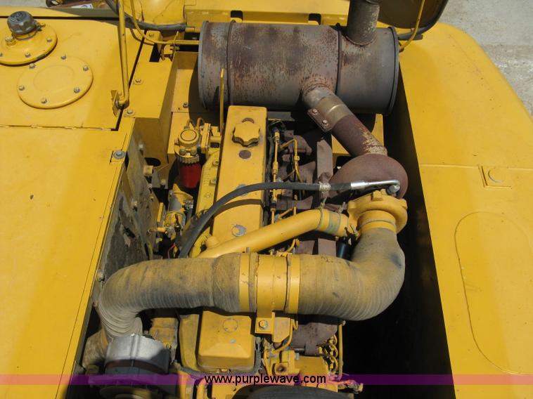 image for item A4284 1996 John Deere 200C LC excavator