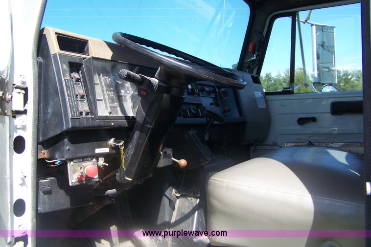 image for item A4549 1992 International 4900 crew cab bucket truck