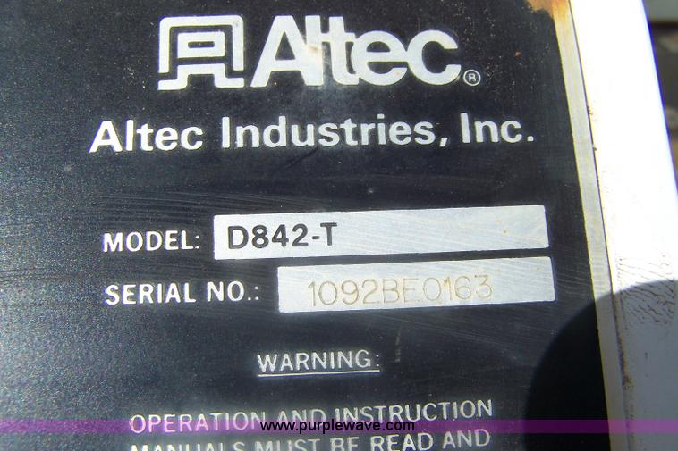 image for item A4549 1992 International 4900 crew cab bucket truck